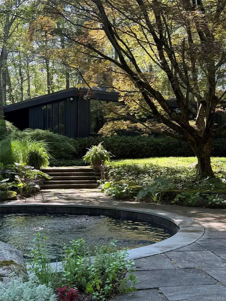 54 Hack Green Road Pound Ridge NY 10576