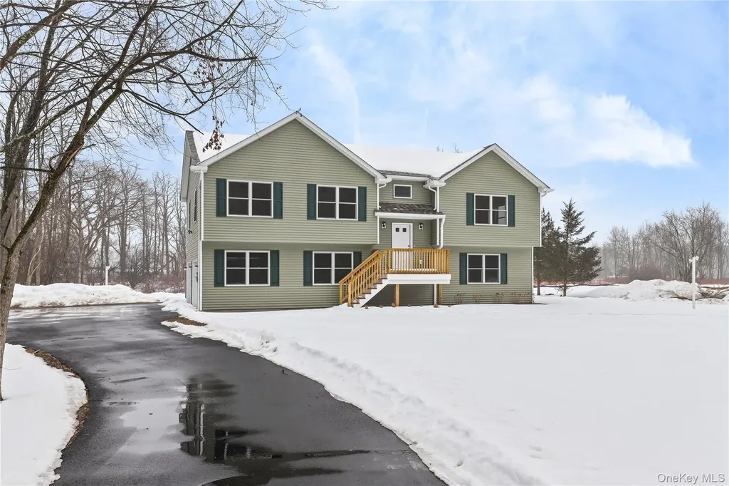 107 Robinson Lane Wappingers Falls NY 12590