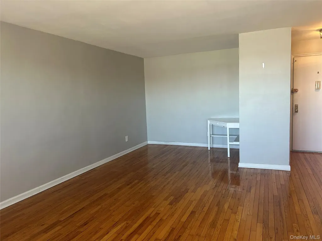 855 E Broadway Long Beach NY 11561