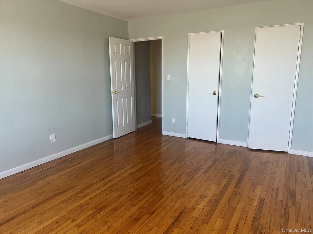 855 E Broadway Long Beach NY 11561