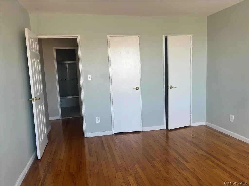 855 E Broadway Long Beach NY 11561