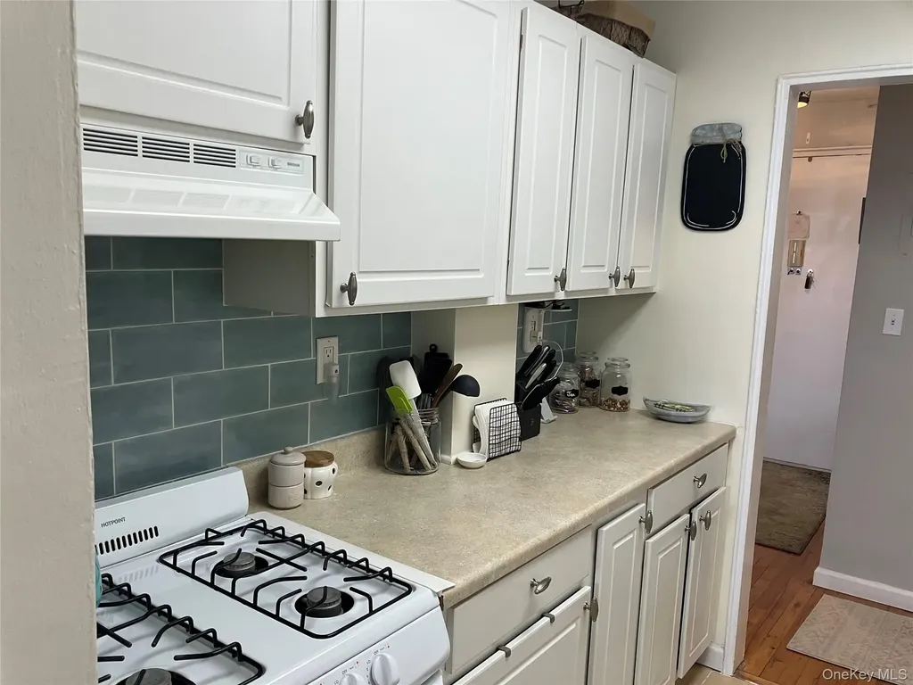 855 E Broadway Long Beach NY 11561
