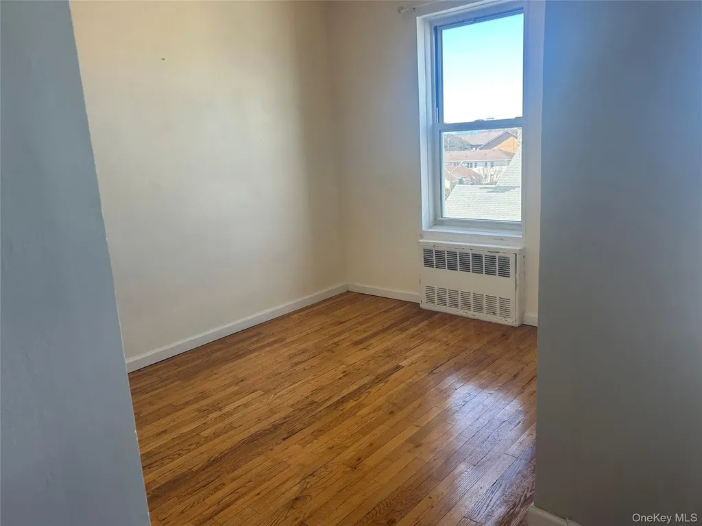 855 E Broadway Long Beach NY 11561