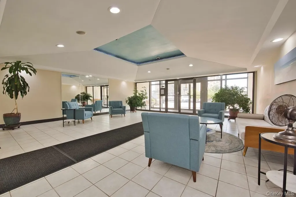 855 E Broadway Long Beach NY 11561