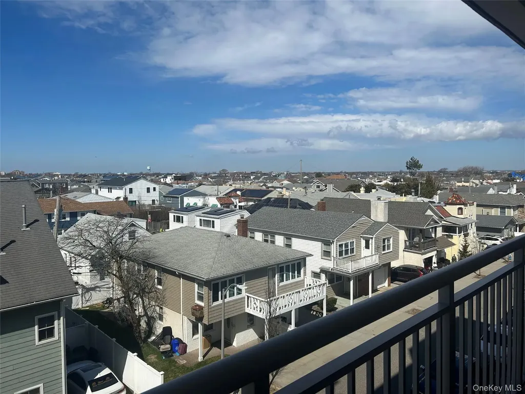 855 E Broadway Long Beach NY 11561