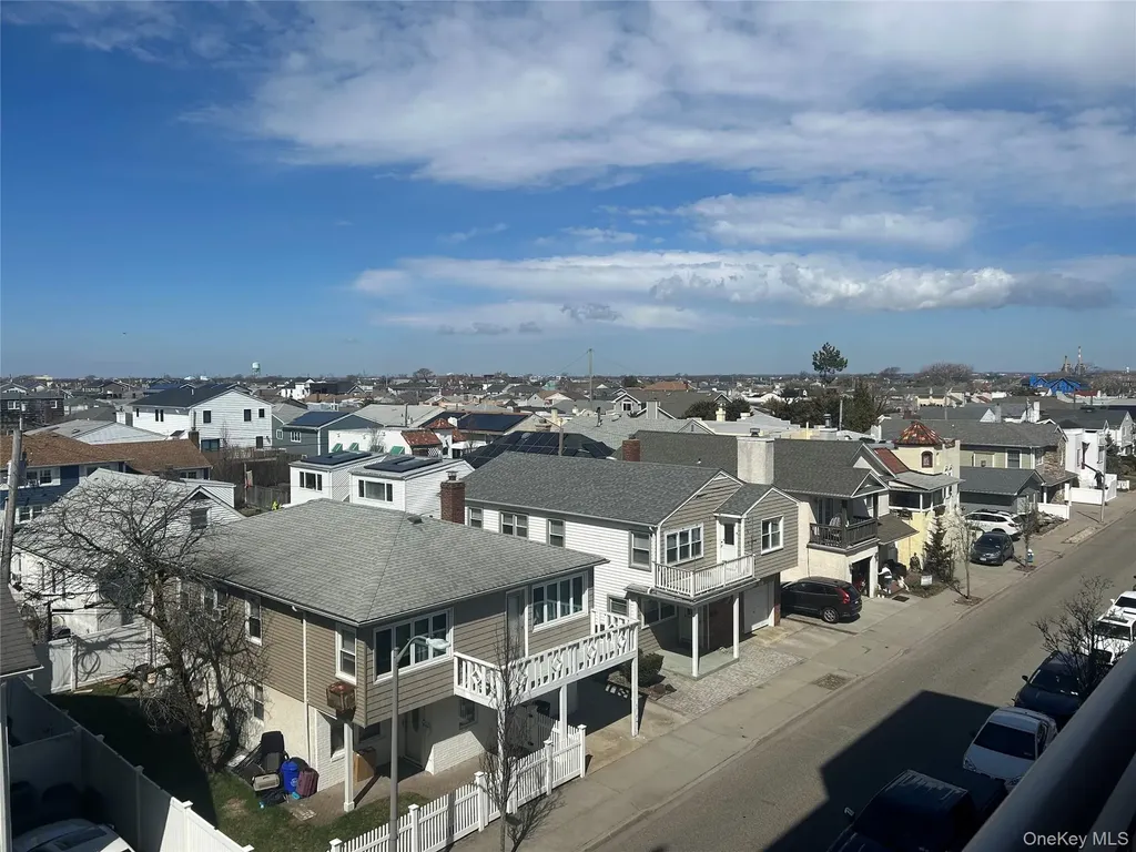 855 E Broadway Long Beach NY 11561