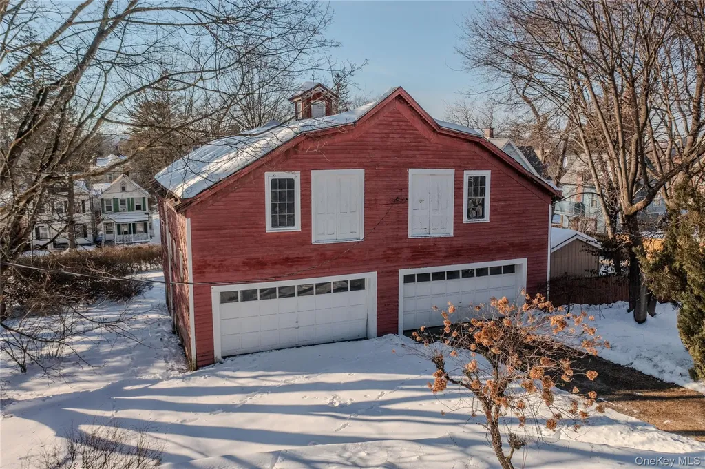 37 Carroll Street Poughkeepsie NY 12601