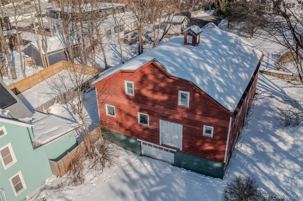 37 Carroll Street Poughkeepsie NY 12601