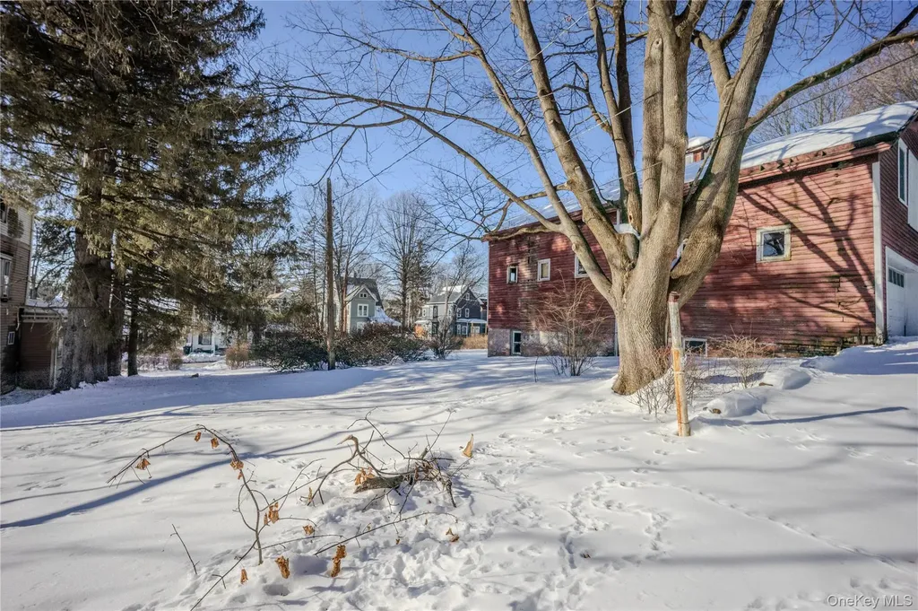 37 Carroll Street Poughkeepsie NY 12601