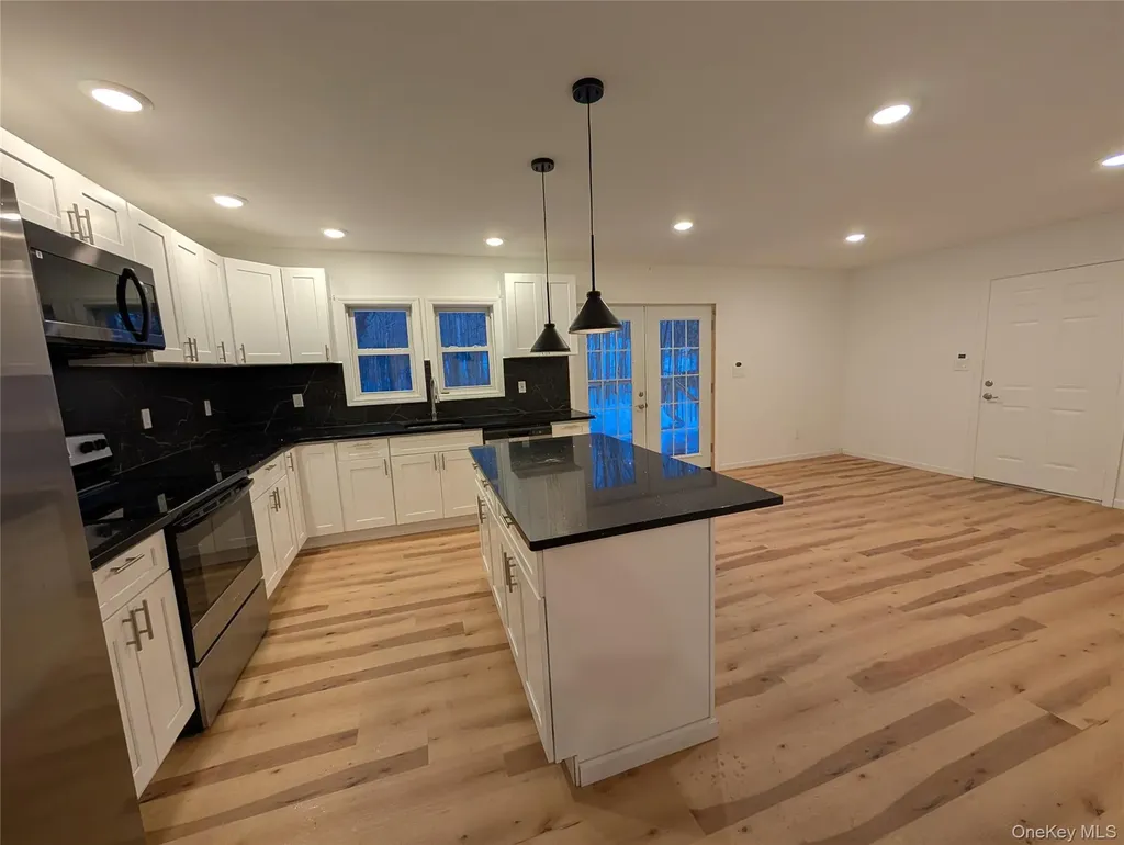 1407 State Route 208 Wallkill NY 12589