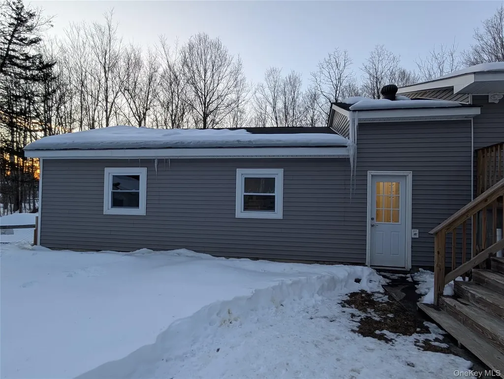 1407 State Route 208 Wallkill NY 12589