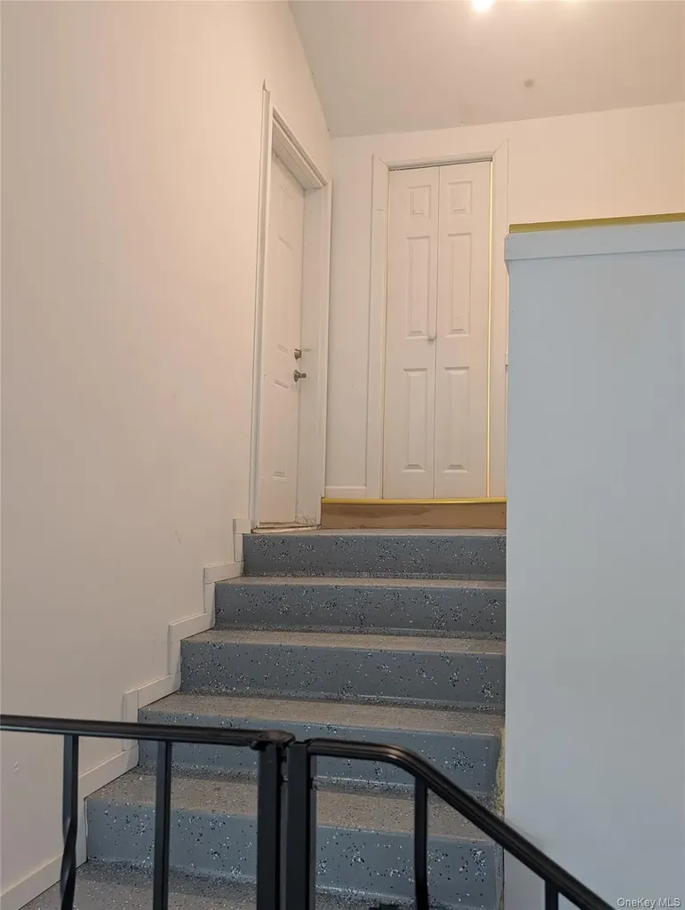 1407 State Route 208 Wallkill NY 12589