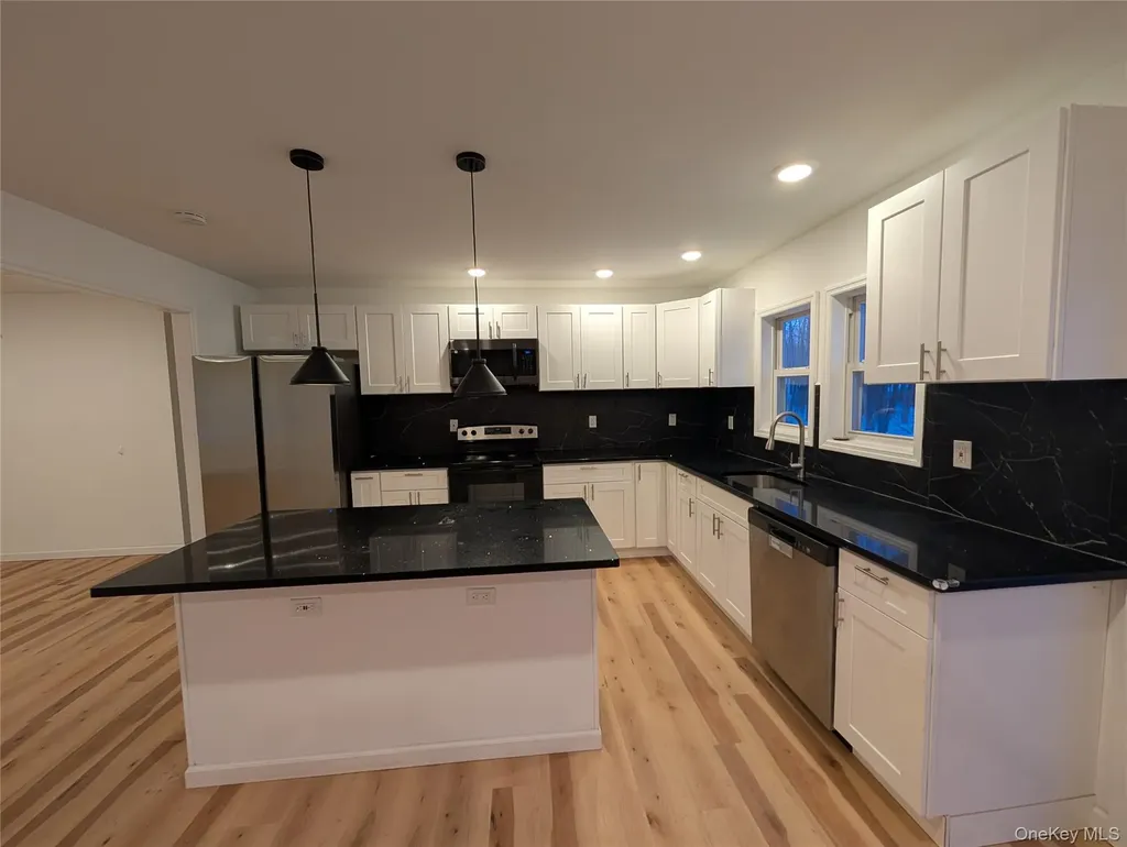 1407 State Route 208 Wallkill NY 12589