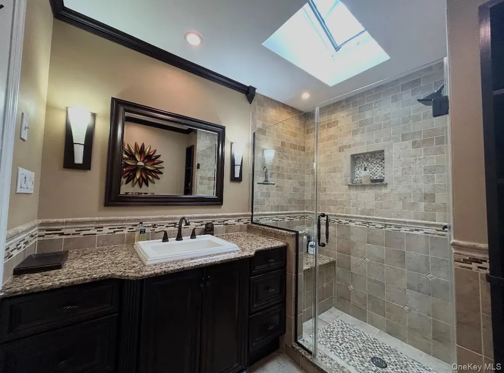 3 Norma Lane Kings Park NY 11754