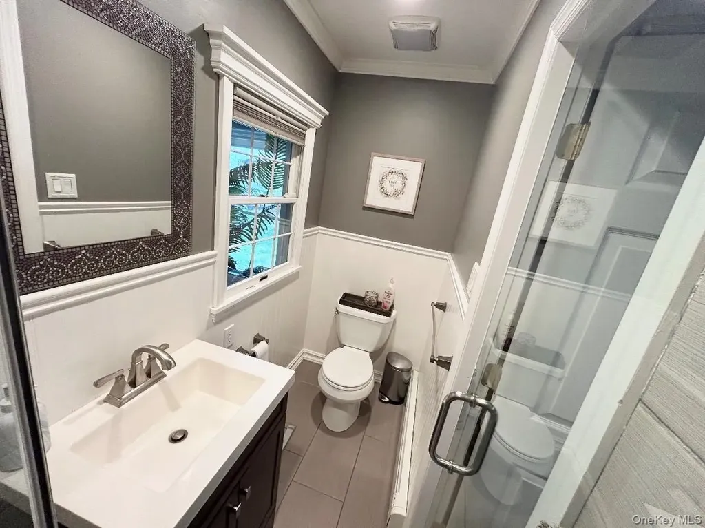 3 Norma Lane Kings Park NY 11754