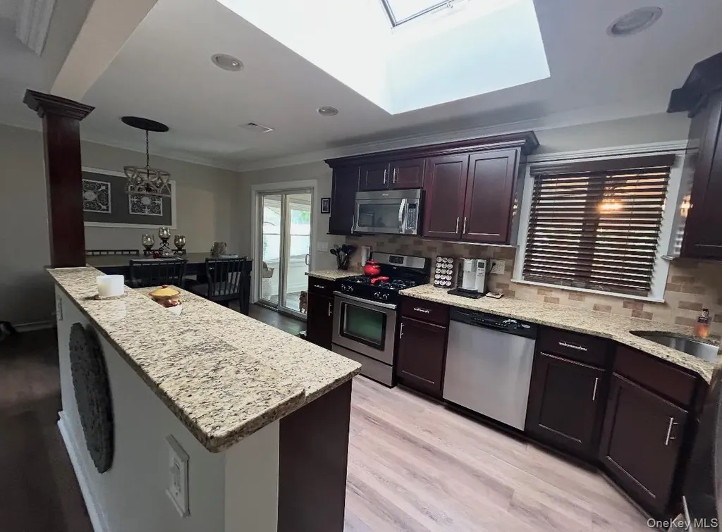 3 Norma Lane Kings Park NY 11754