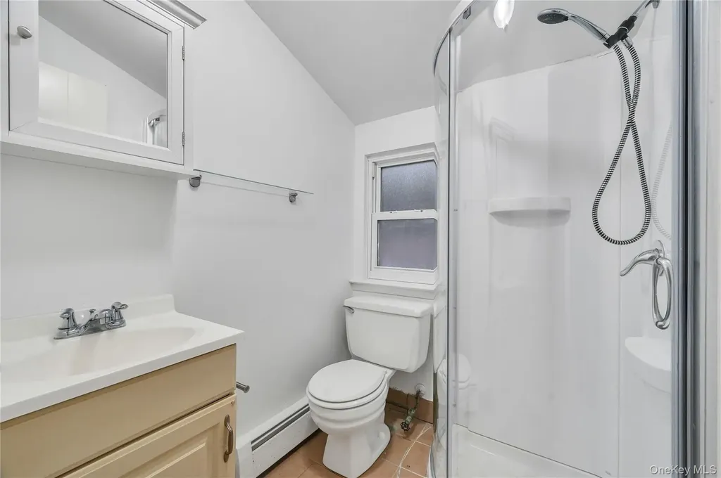 60 Hildreth Place East Hampton NY 11937