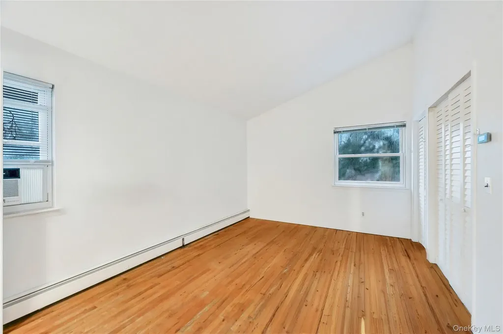 60 Hildreth Place East Hampton NY 11937