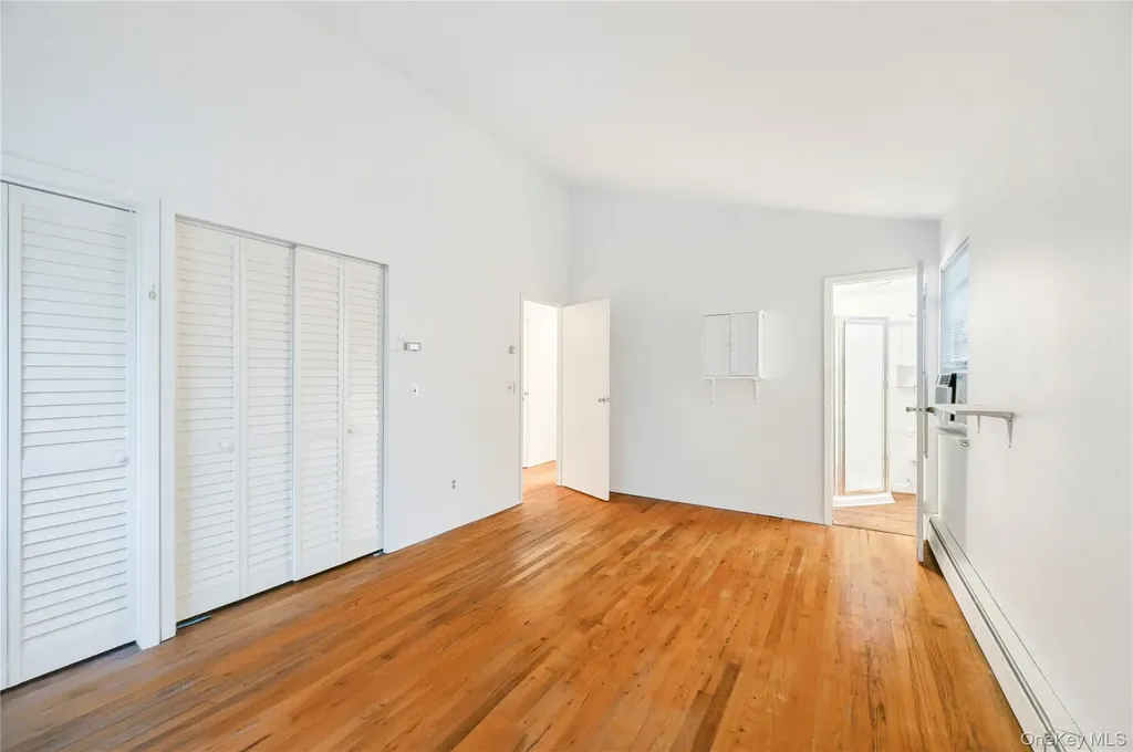 60 Hildreth Place East Hampton NY 11937