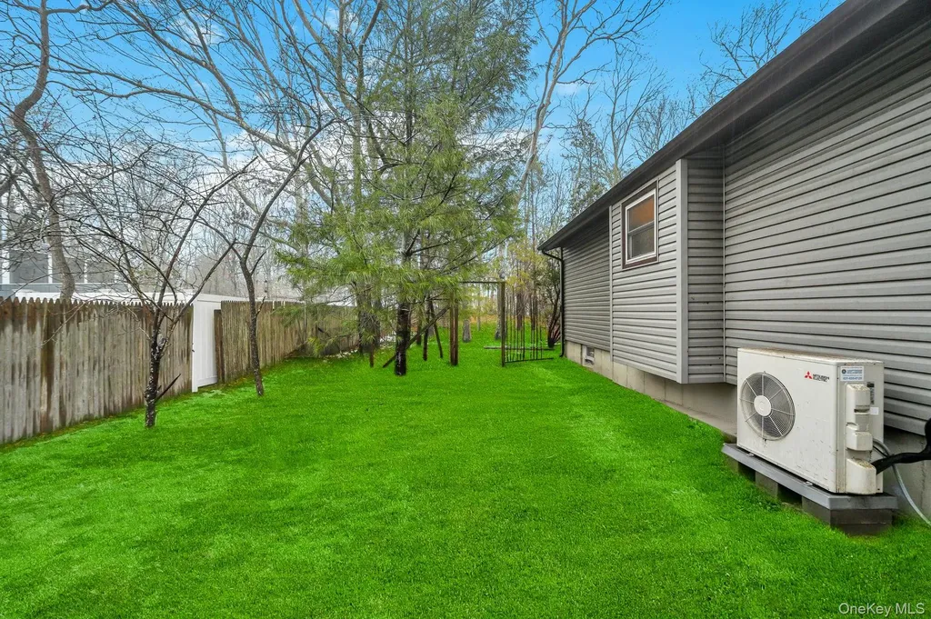 60 Hildreth Place East Hampton NY 11937