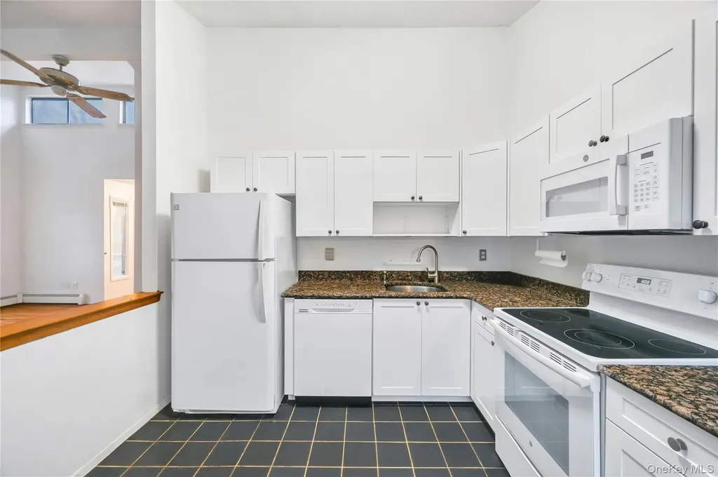 60 Hildreth Place East Hampton NY 11937