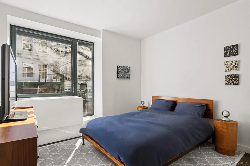 3432 35th Street Astoria NY 11106