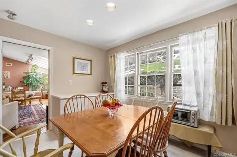 8 Pine Drive Great Neck NY 11021