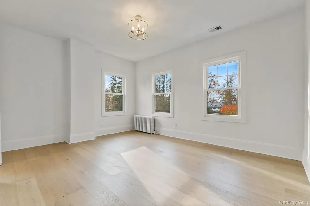 158 Loring Avenue Pelham NY 10803