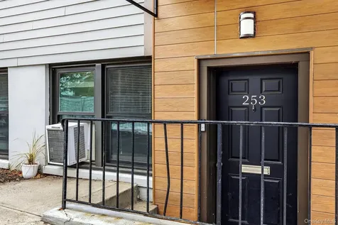253 S Broadway Tarrytown NY 10591