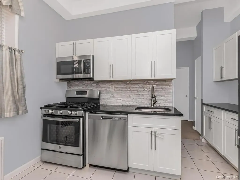 245 Rumsey Road Yonkers NY 10701