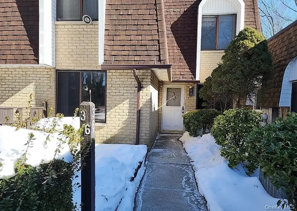 36 Blue Ridge Drive Medford NY 11763