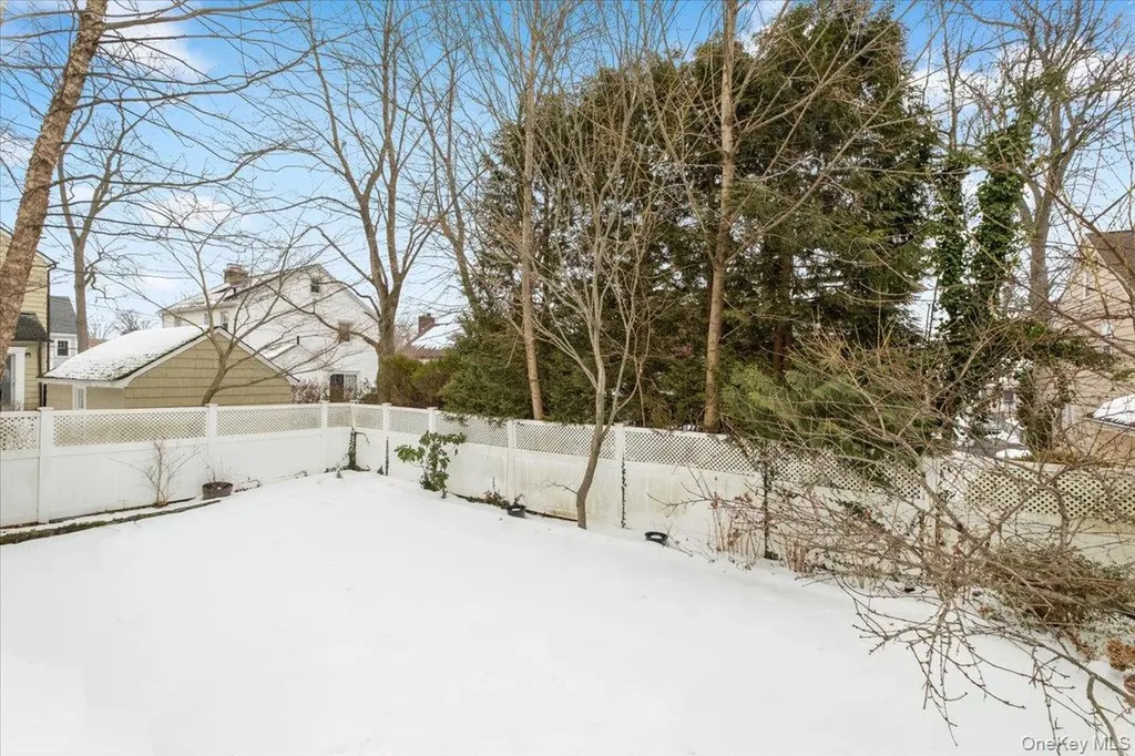 182 Madison Road Scarsdale NY 10583