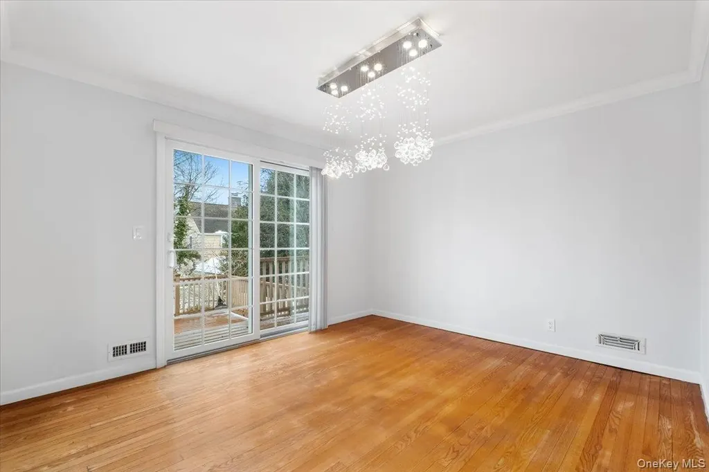 182 Madison Road Scarsdale NY 10583