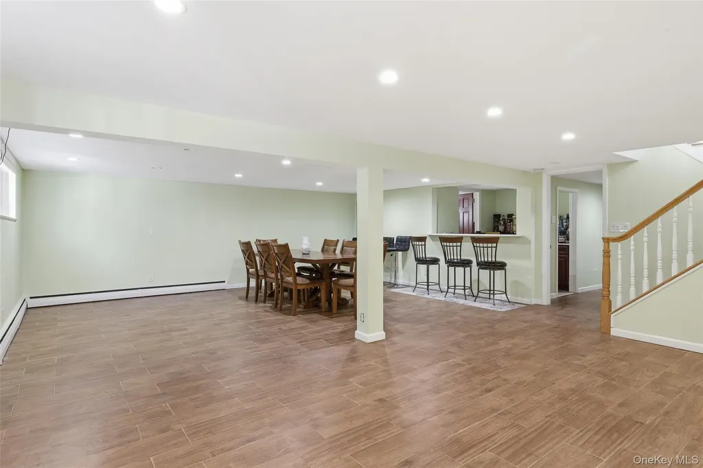 716 Park Lane Valley Stream NY 11581