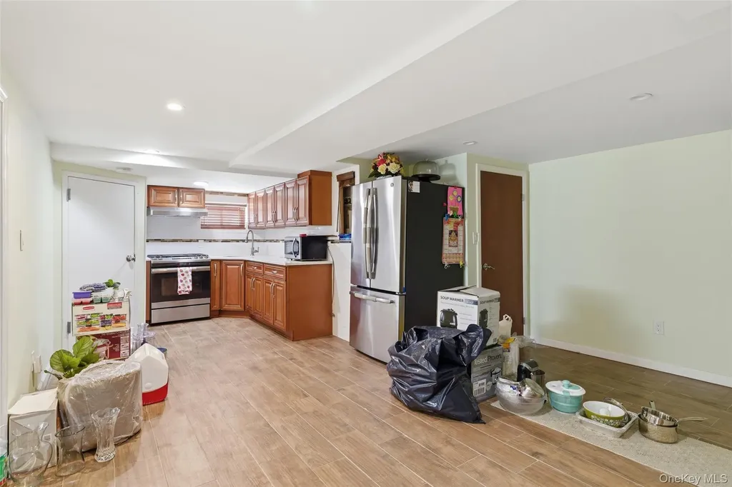 716 Park Lane Valley Stream NY 11581
