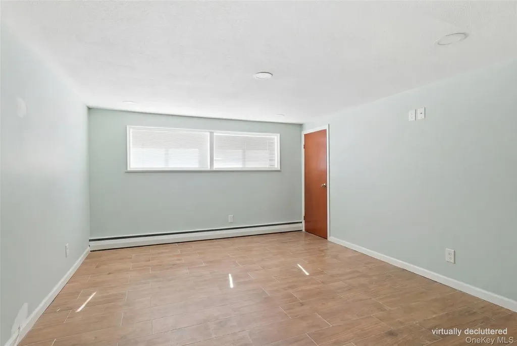 716 Park Lane Valley Stream NY 11581