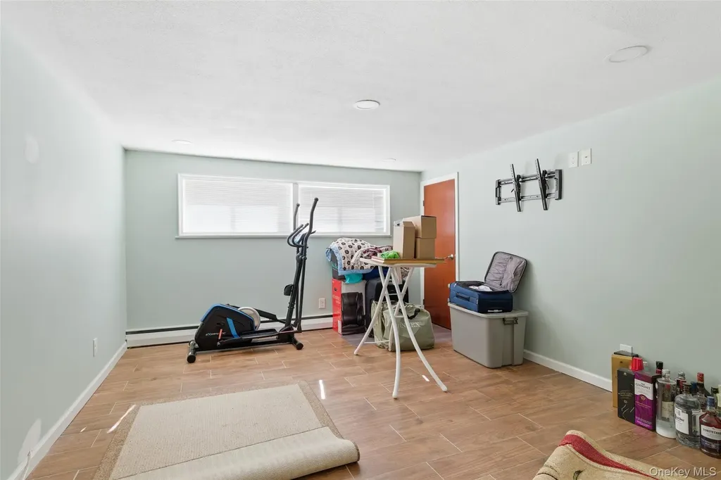 716 Park Lane Valley Stream NY 11581