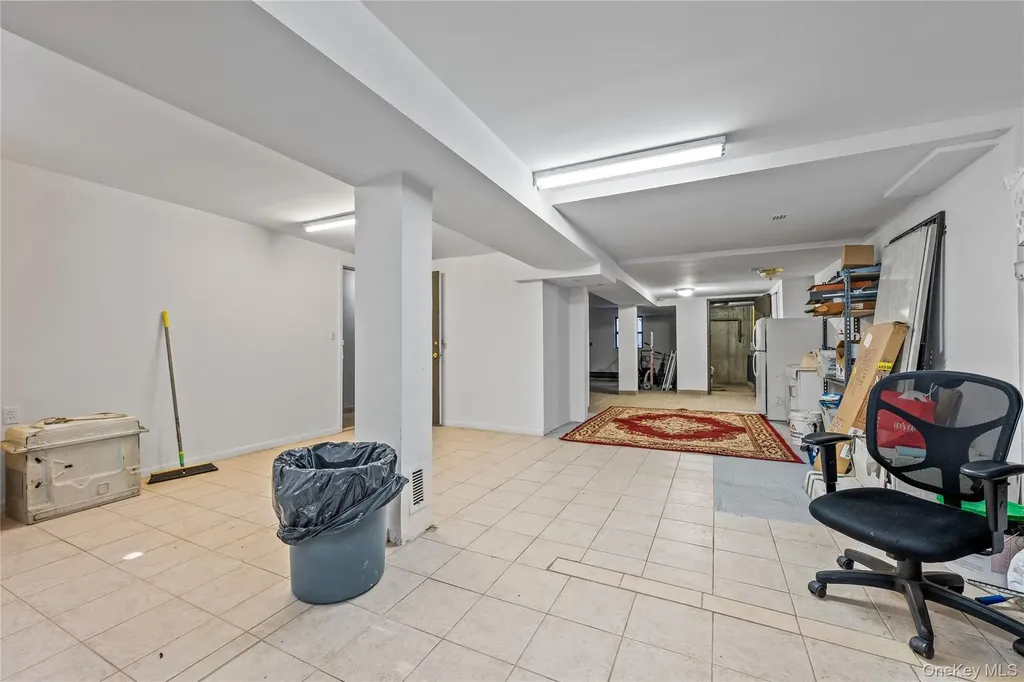 5609 Van Cleef Corona NY 11368