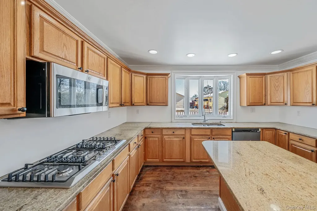 128 Bethune Boulevard Spring Valley NY 10977