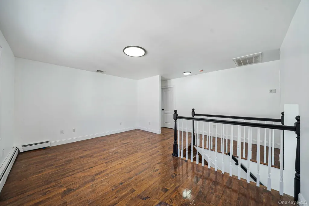 128 Bethune Boulevard Spring Valley NY 10977