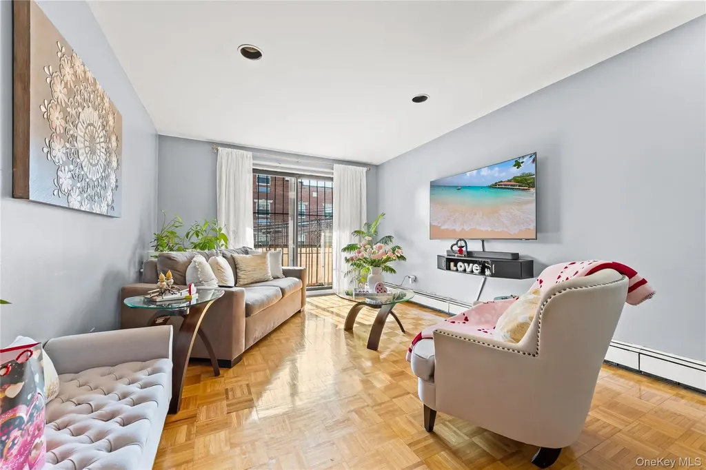 5609 Van Cleef Corona NY 11368