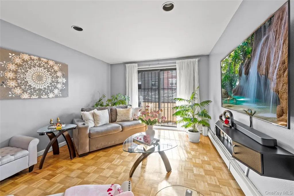 5609 Van Cleef Corona NY 11368