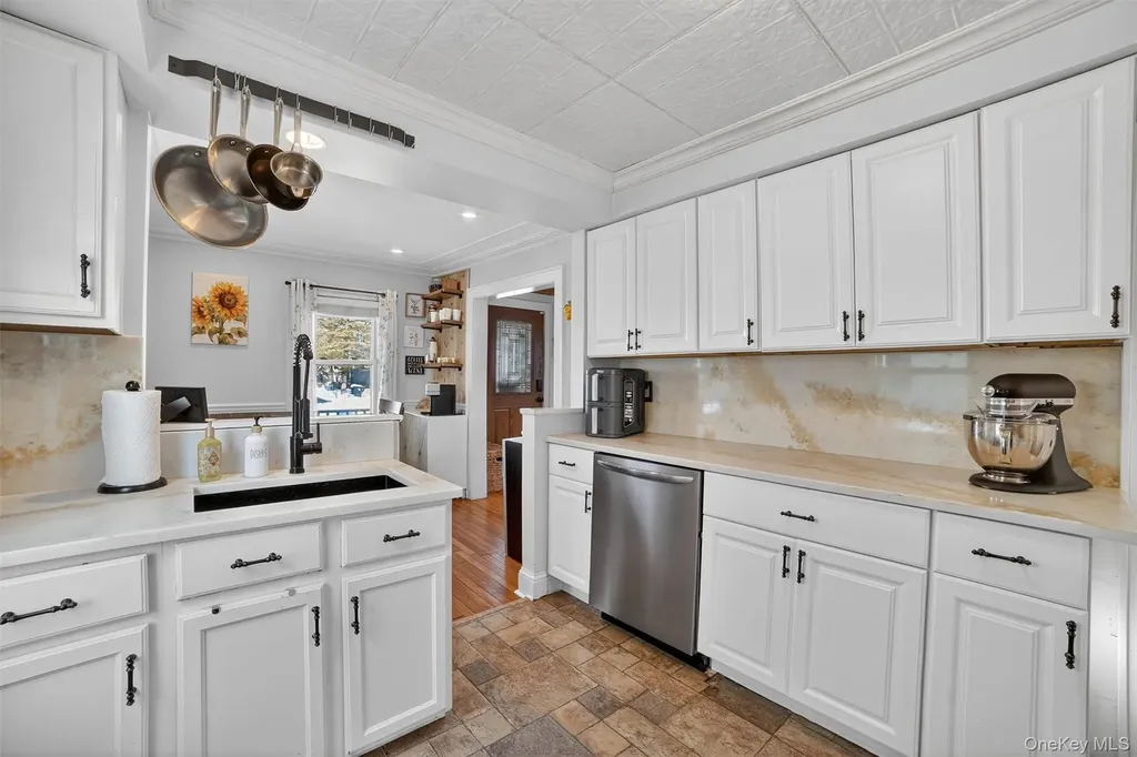 81 Walton Avenue White Plains NY 10606