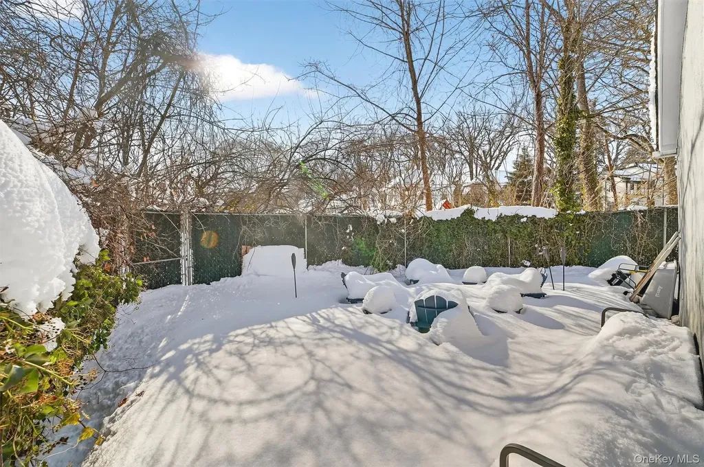 81 Walton Avenue White Plains NY 10606