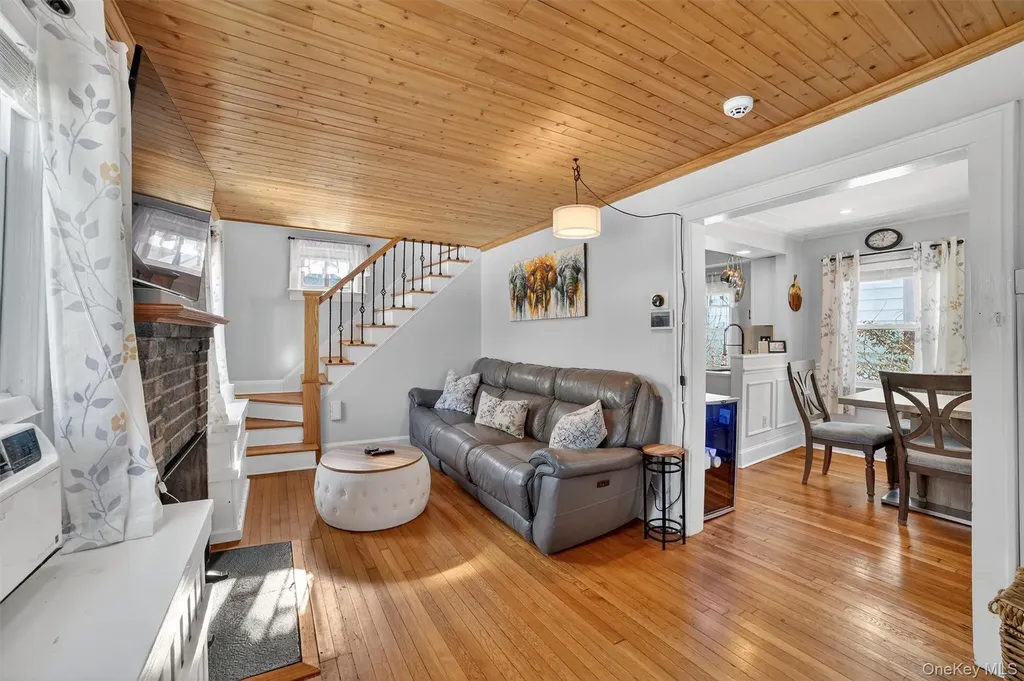 81 Walton Avenue White Plains NY 10606