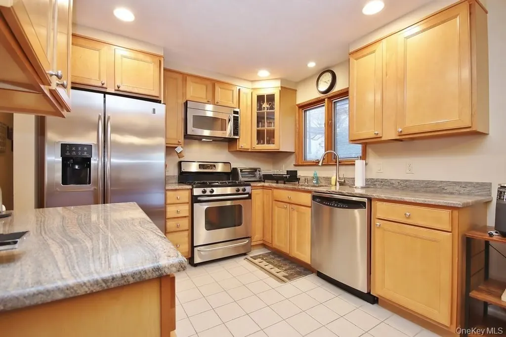 48 Pershing Avenue Ossining NY 10562