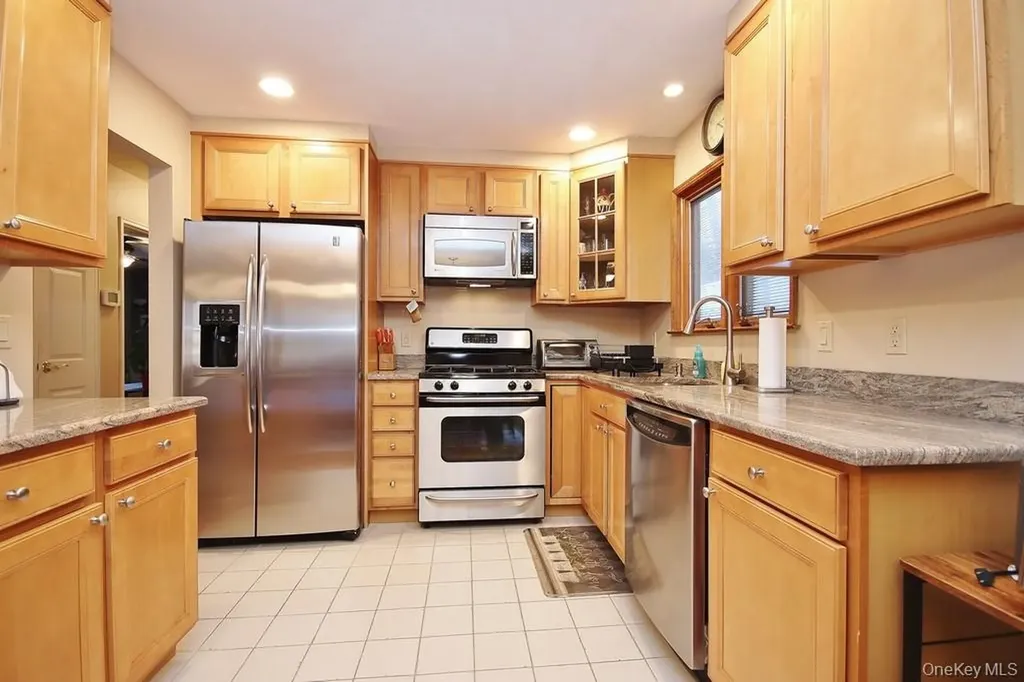 48 Pershing Avenue Ossining NY 10562