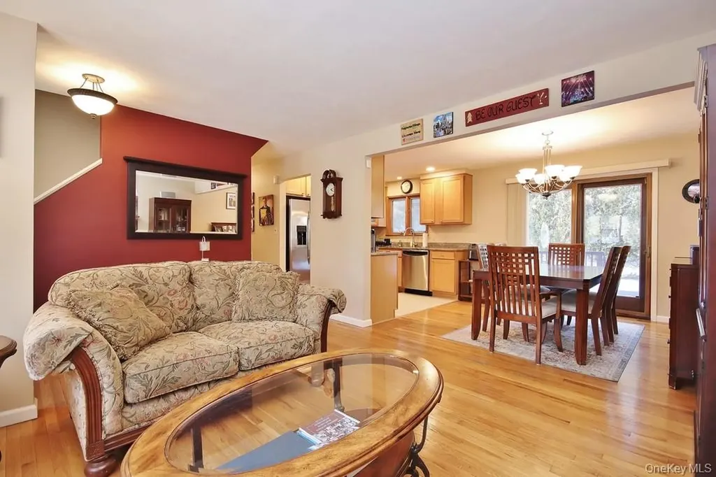 48 Pershing Avenue Ossining NY 10562
