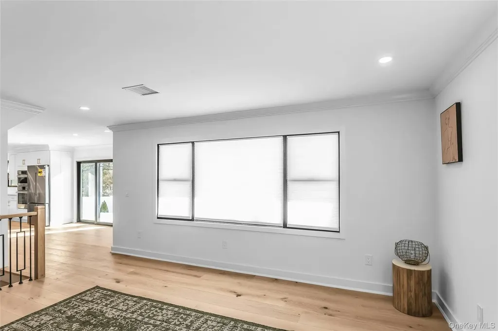 8 Allison Drive Old Bethpage NY 11804