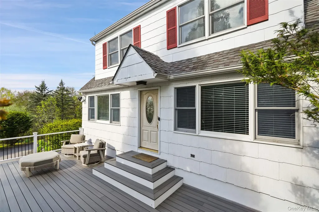 21 Varna Lane Mahopac NY 10541